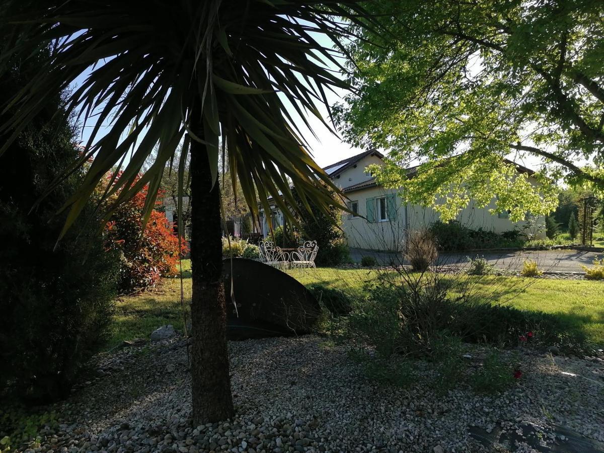 Gite "Le Pitous" Cahuzac Exteriör bild