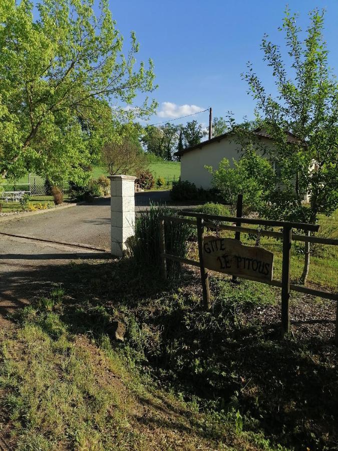 Gite "Le Pitous" Cahuzac Exteriör bild